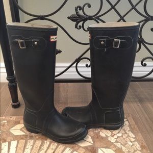 🎉🎉👢Hunter boots in matte black👢🎉🎉